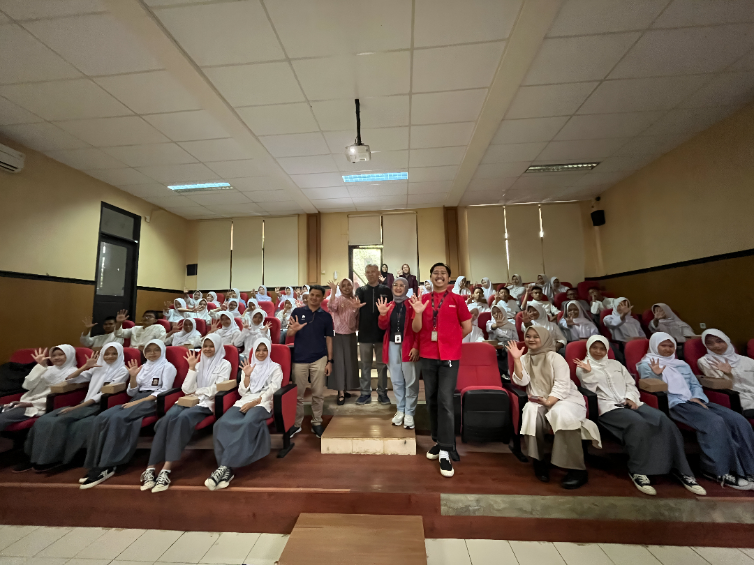 Telkom University Bekali Siswa SMKN 5 Bandung Menjadi Content Creator di Era AI dan Otomatisasi Digital